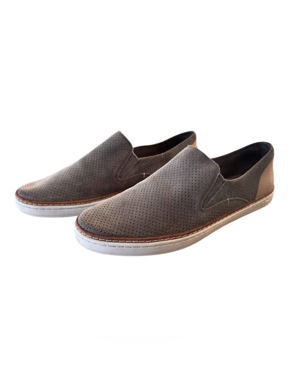 Women’s Grey Perforated UGG Slip-On Casual Sneakers Sz 9